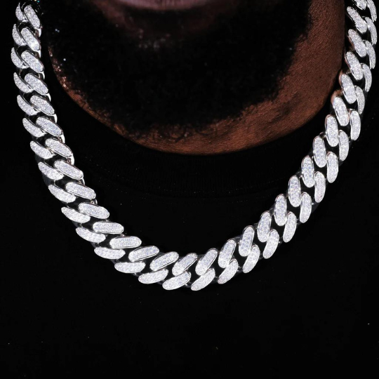 ICED CUBAN LINK CHOKER IN WHITE GOLD 19MM