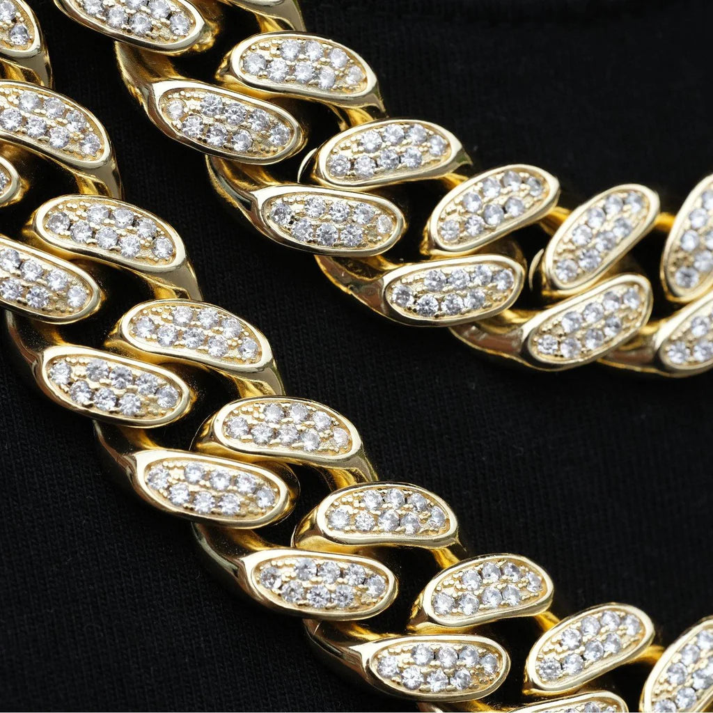 BOX CLASP ICED CUBAN LINK CHAIN 19MM