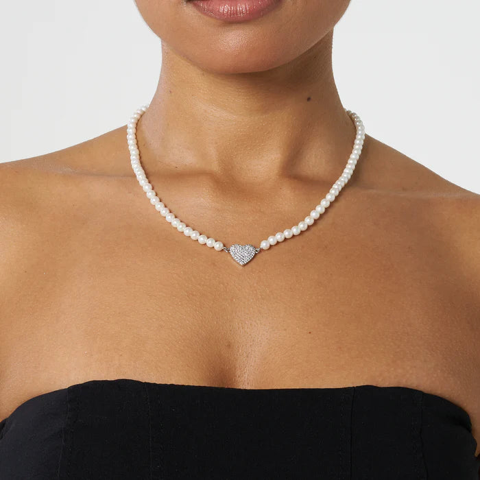 5MM ICED HEART MOTIF PEARL NECKLACE - WHITE GOLD