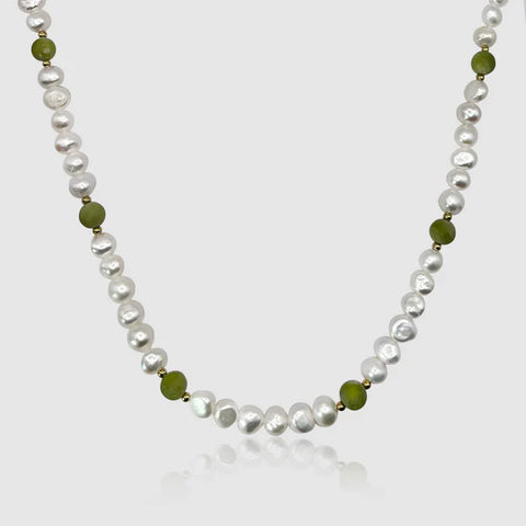 FOREST GREEN - REAL PEARL NECKLACE