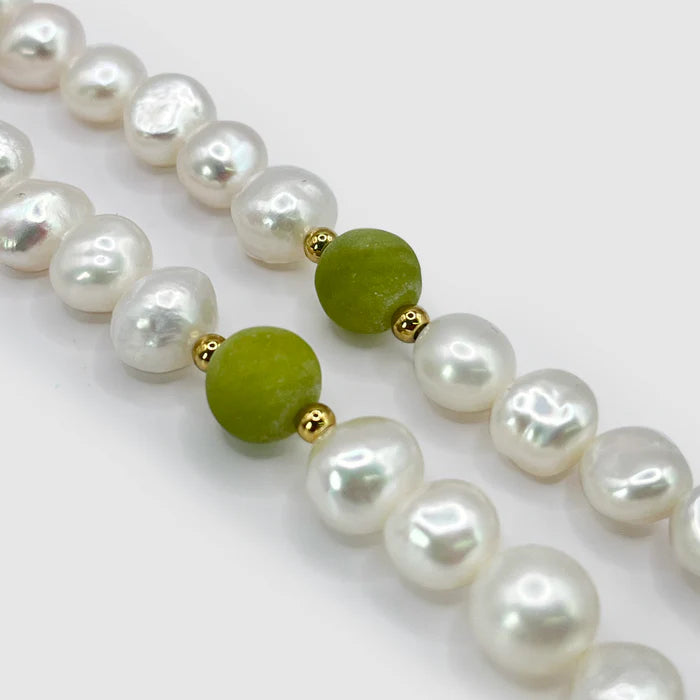 FOREST GREEN - REAL PEARL NECKLACE