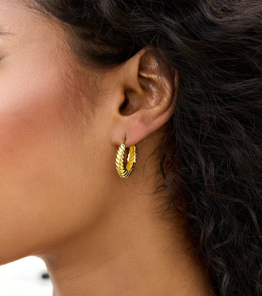 Chunky Croissant Hoop Earrings (Gold)