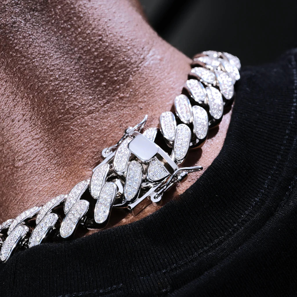 ICED CUBAN LINK CHOKER IN WHITE GOLD 19MM