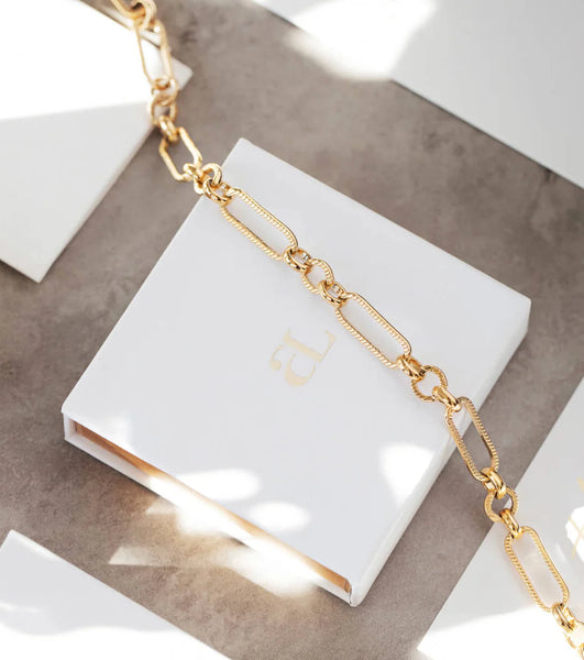 Figaro Chain Necklace (Gold)