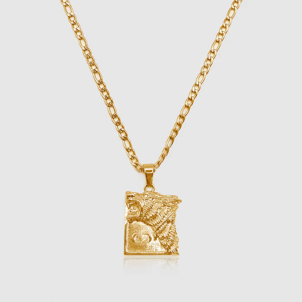 WOLF PENDANT (GOLD)