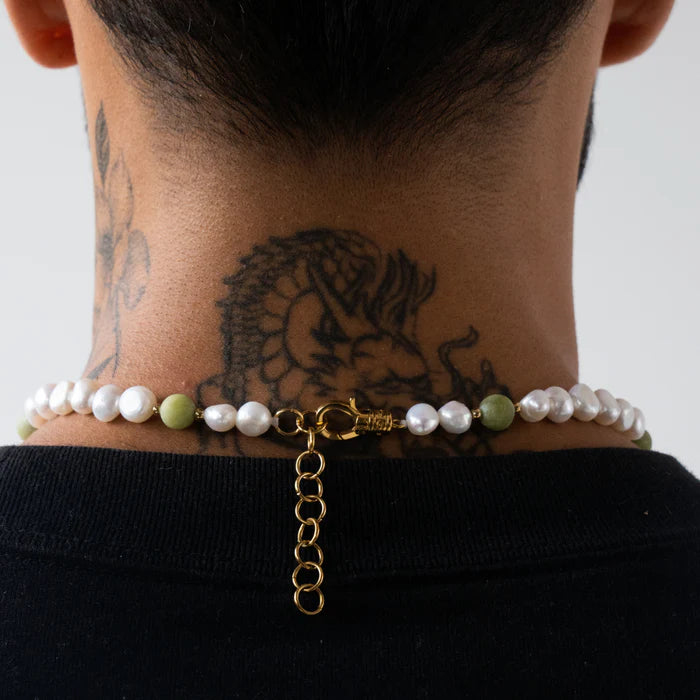 FOREST GREEN - REAL PEARL NECKLACE