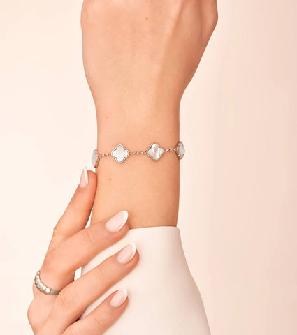 Multi Pearl Clover Bracelet (Silver)