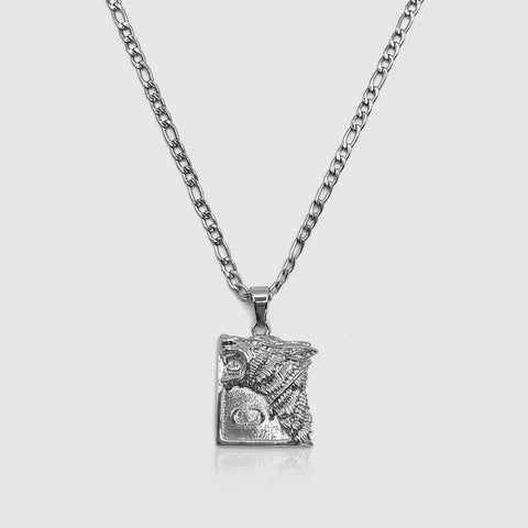 WOLF PENDANT (SILVER)