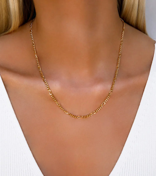 Small Figaro Chain Necklace (Gold)