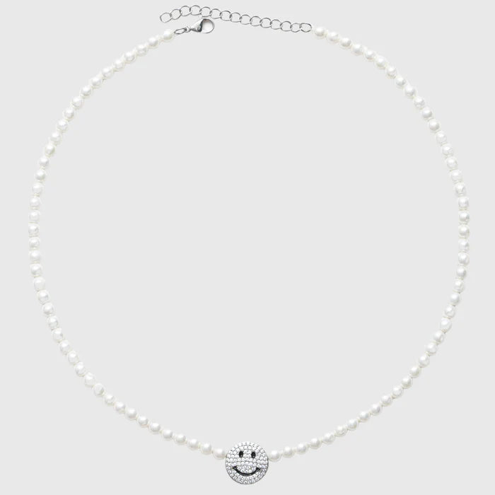 ICED SMILEY FACE MOTIF PEARL CHAIN - WHITE GOLD