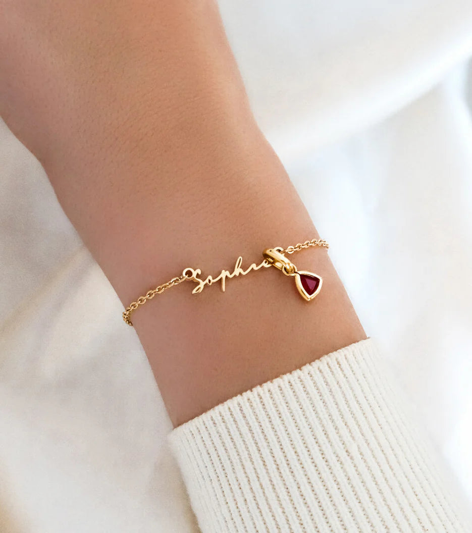 Mini Signature Name Bracelet (Gold)