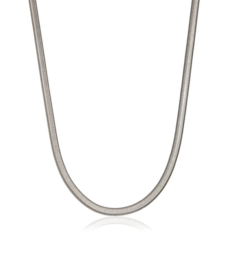 Snake Chain Necklace 18 in (Silver)