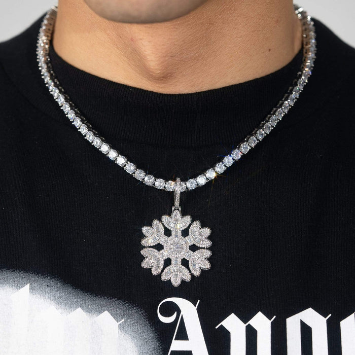 ICED SNOW PENDANT - WHITE GOLD