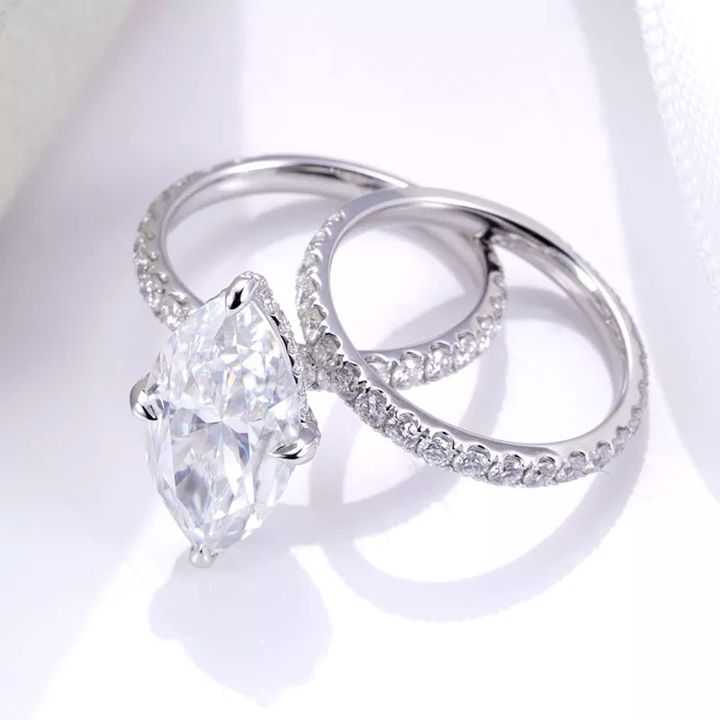 Round Cut Lab Diamond Halo Engagement Ring Style