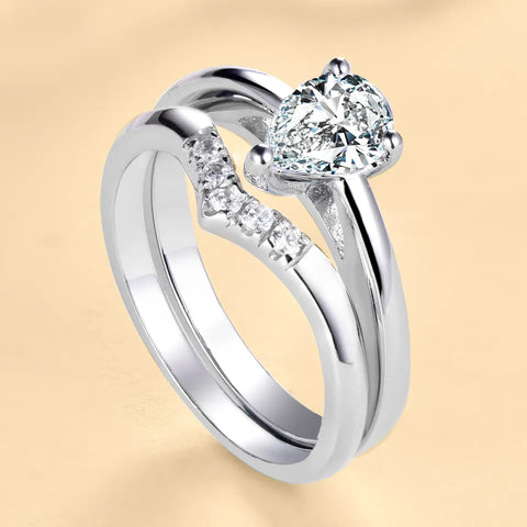 Fashion S925 Sterling Silver Pear Cut Engagement Ring