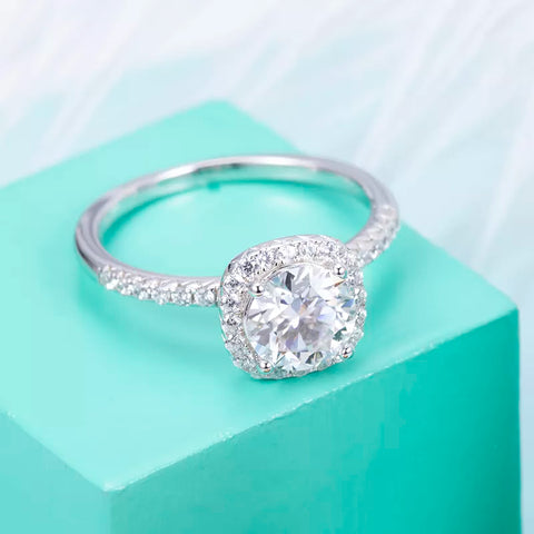 1Ct Cushion Cut Diamond Engagement Ring