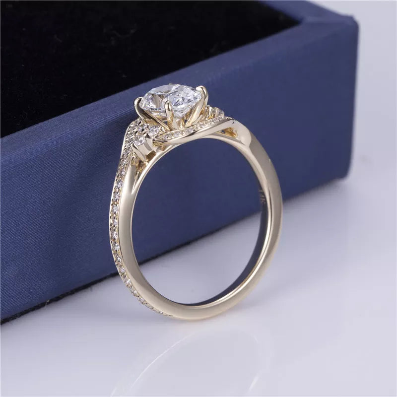 14k Yellow Gold Oval Engagement Diamond Ring