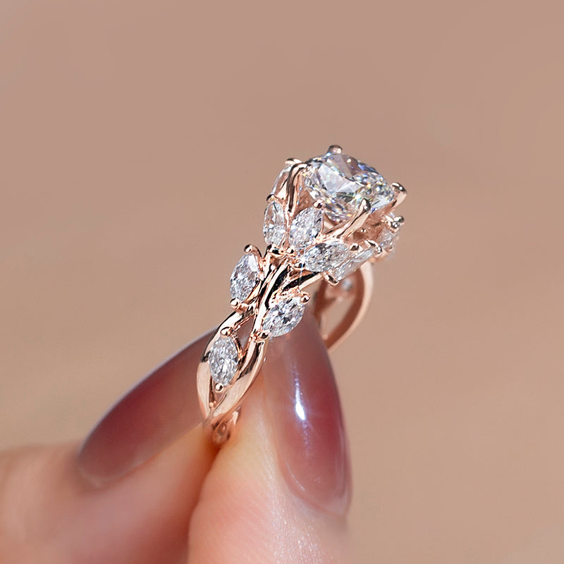 Solid Gold 18k Engagement Ring Cushion Cut Diamond