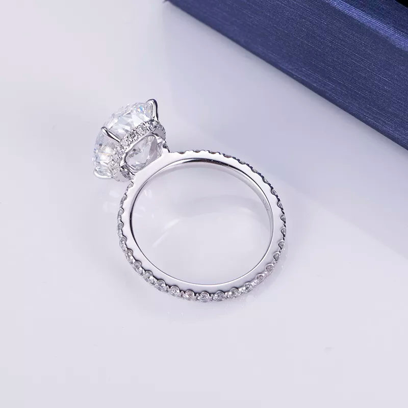 18K Gold Oval Cut Diamond Ring