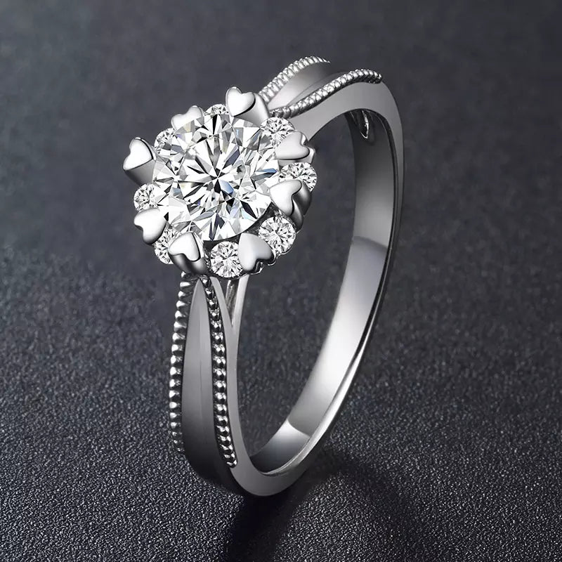 18k White Gold Engagement Diamond Ring