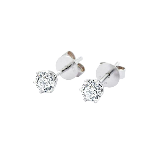 Classic Fine Diamond Studs Earrings