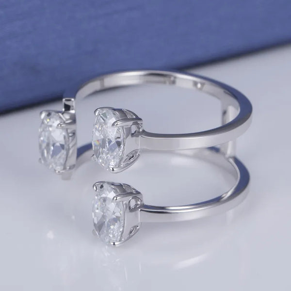 Round Cut Diamond Ring Set