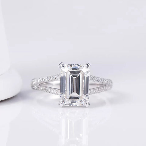 18K Gold Emerald Cut Diamond Engagement Ring