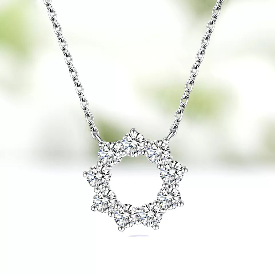 Flower Diamond Necklace 18K White Gold