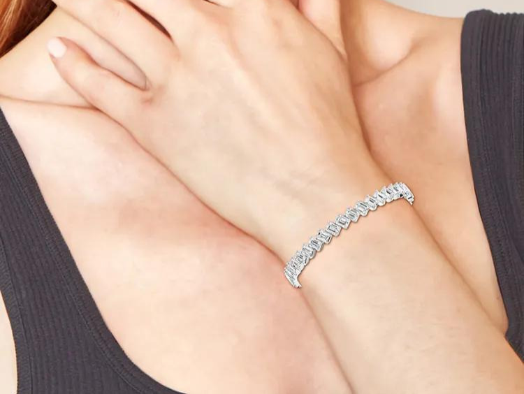 Luxury 18k Gold Lab Grown Diamond Bracelet