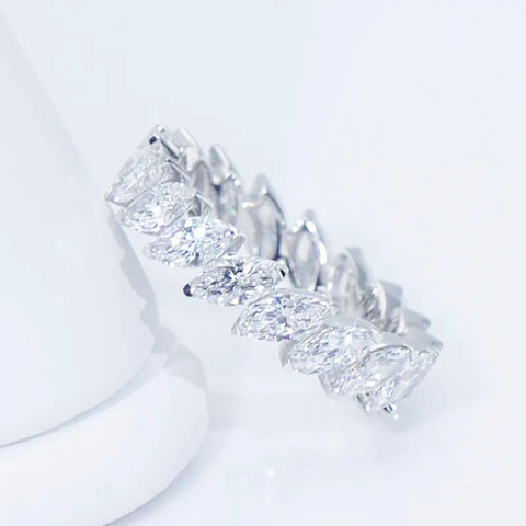 18k White Gold Unique Style Eternity Ring