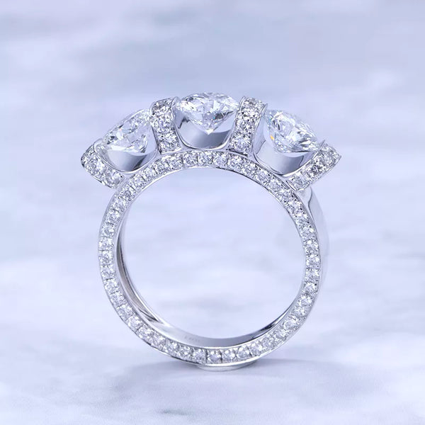 18K White Gold Three-Stone Diamond Ring