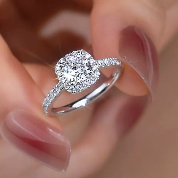 Cushion Cut Diamond Engagement Ring