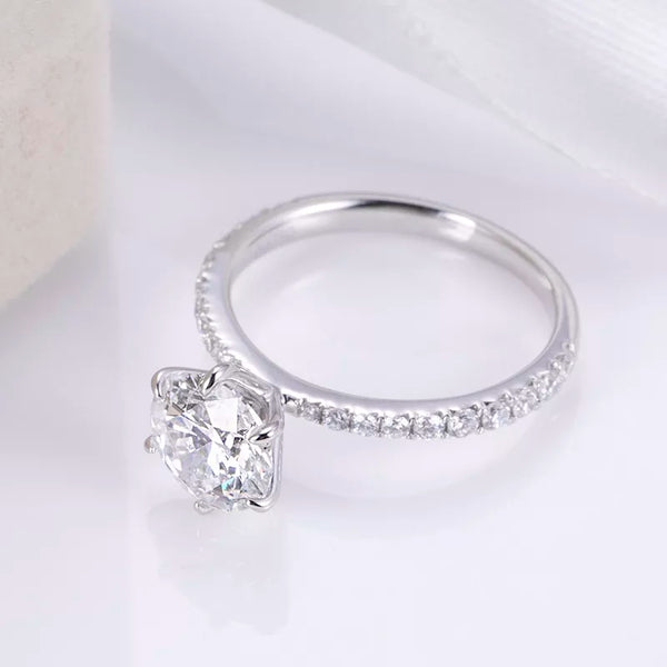 1Ct Round Lab Diamond Engagement Ring 18k Gold