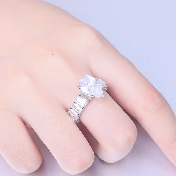 S925 Sterling Silver Pear Cut Zirconia Ring