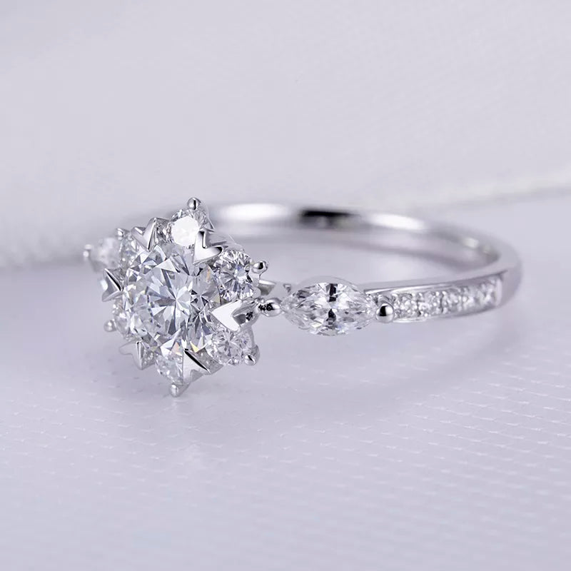 1Ct Round Cut Lab Diamond Engagement Ring