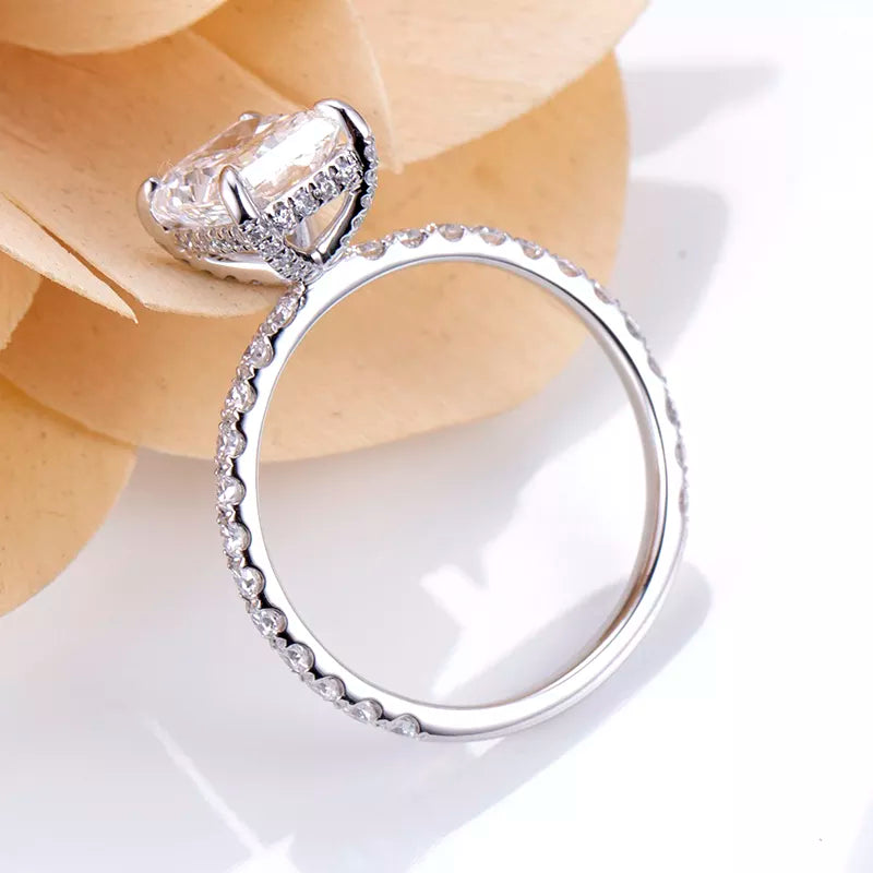 Prong Setting 18K White Gold Diamond Ring