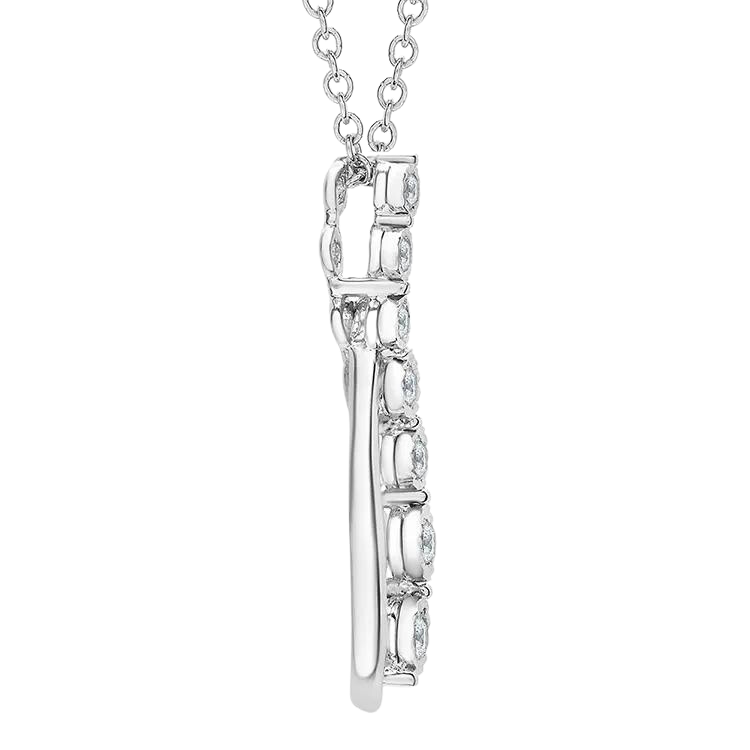 Luxury Designed Diamond Necklace