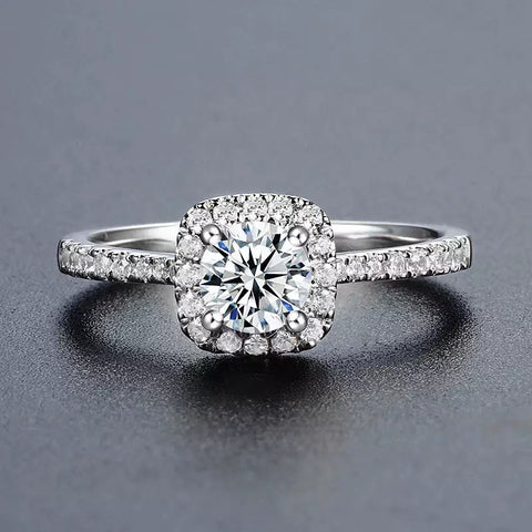 18k White Gold Halo Lab Grown Diamond Engagement Ring